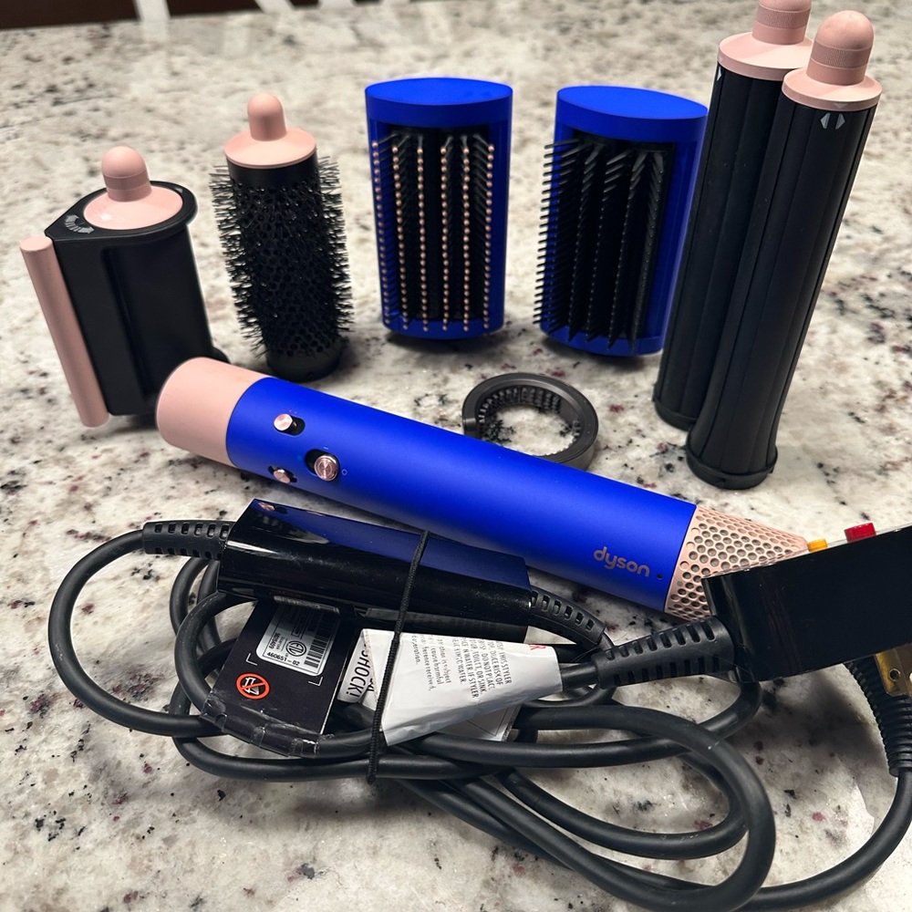 Dyson airwrap Blue and Pink still warranty